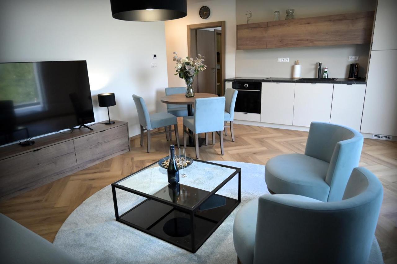 Apartman Golfballs Sajdikove Humence Luaran gambar
