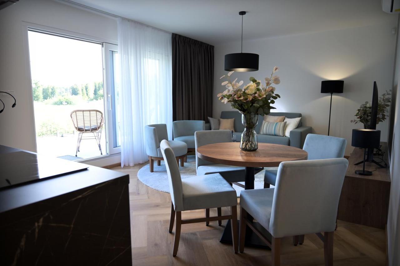 Apartman Golfballs Sajdikove Humence Luaran gambar